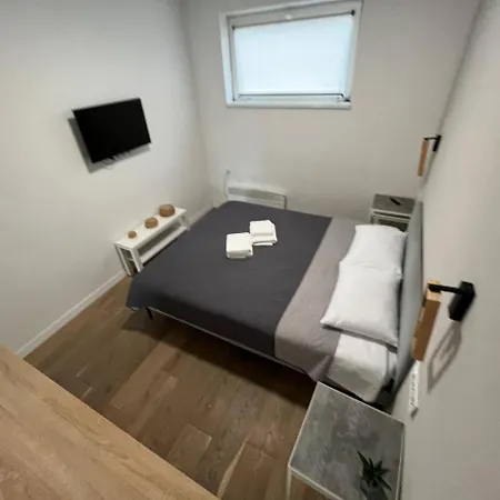 公寓 River House 拉泽希纳