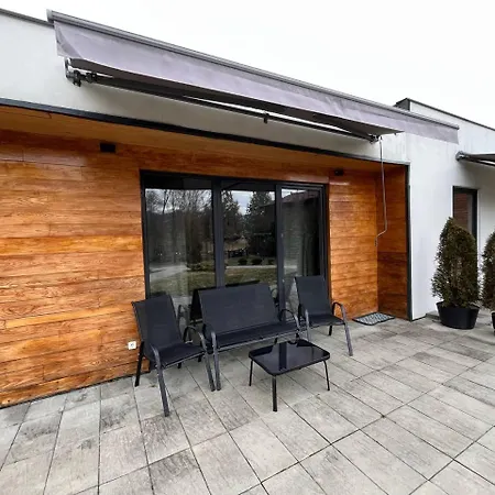 Apartment River House *