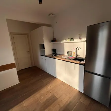 River House Apartment Lazeshchyna