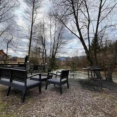 River House Apartment *