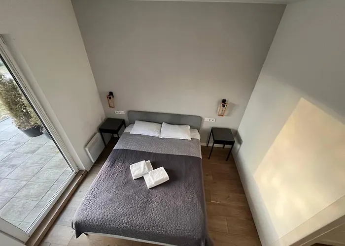 River House 公寓