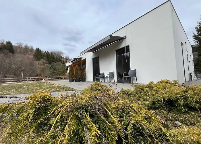 River House 拉泽希纳