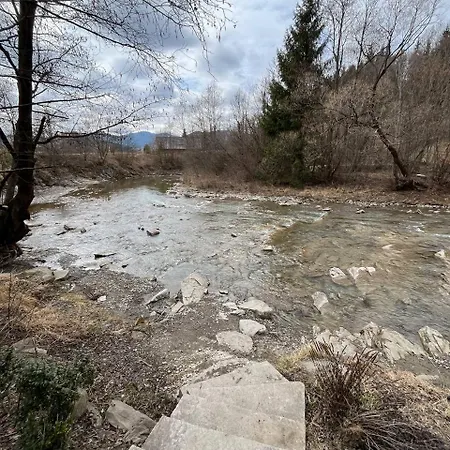 River House Lejlighed Lazeshchyna